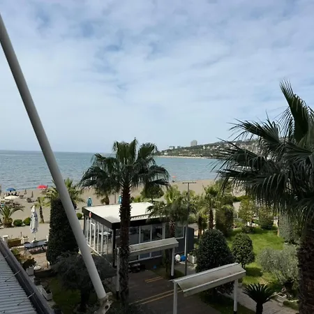 Shelmar Seaside Shëngjin